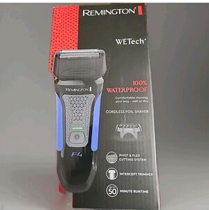 Remington - PF7400D - Comfort Series Men's Electric Foil Shaver WETech Waterproo